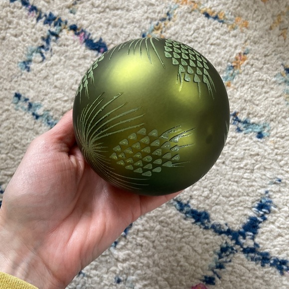 Lenox Green Glass Ball Ornament - Picture 4 of 5